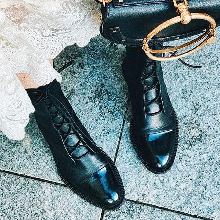 VICTORIA | HEEL BOOTS